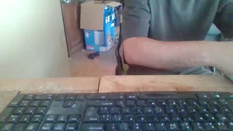 Snapshot of pup_y chatting on 7, 10, 2025 pup_y online show from 7, 10, 2025