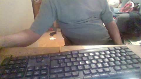 Snapshot of pup_y chatting on 8, 10, 2025 pup_y online show from 8, 10, 2025