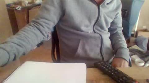 Snapshot of pup_y chatting on 12, 10, 2025 pup_y online show from 12, 10, 2025