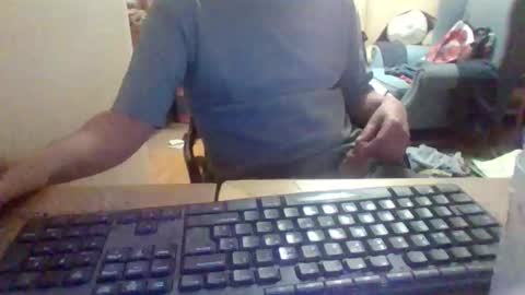 Snapshot of pup_y chatting on 22, 10, 2025 pup_y online show from 22, 10, 2025