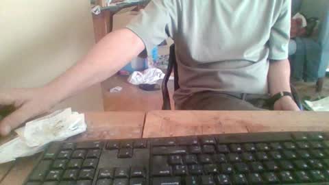 Snapshot of pup_y chatting on 25, 10, 2025 pup_y online show from 25, 10, 2025