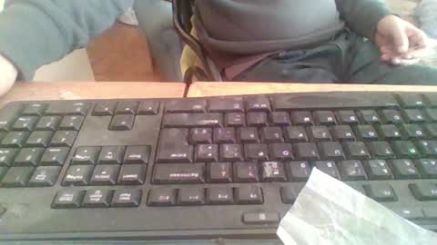 Snapshot of pup_y chatting on 12, 11, 2025 pup_y online show from 12, 11, 2025