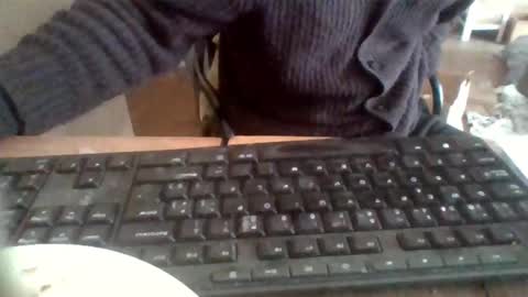 Snapshot of pup_y chatting on 15, 11, 2025 pup_y online show from 15, 11, 2025