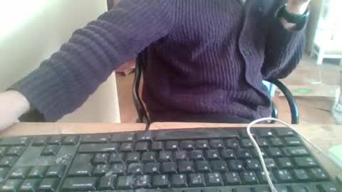 Snapshot of pup_y chatting on 21, 11, 2025 pup_y online show from 21, 11, 2025