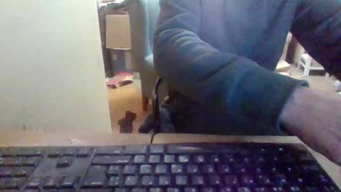 Snapshot of pup_y chatting on 27, 11, 2025 pup_y online show from 27, 11, 2025