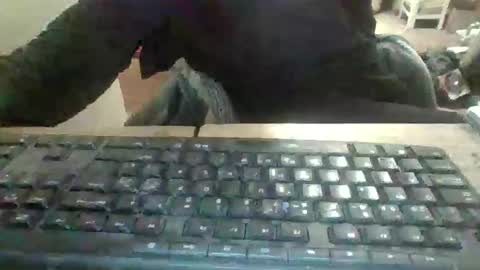 Snapshot of pup_y chatting on 15, 12, 2025 pup_y online show from 15, 12, 2025