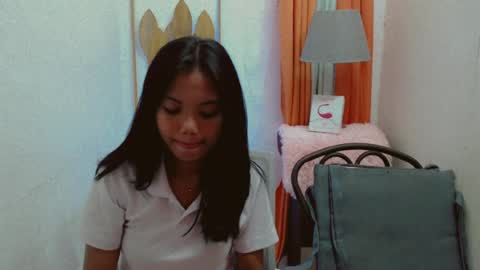 Snapshot of pure_asian_beauty chatting on 14, 6, 2026 zarah online show from 14, 6, 2026