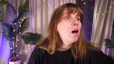 constant schedule Wednesday  Friday  Saturday  Sunday  The Rosemarie online show from 5, 10, 2025