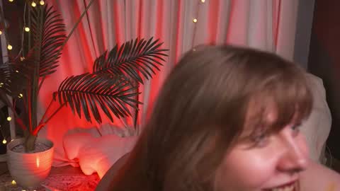 constant schedule Wednesday  Friday  Saturday  Sunday  The Rosemarie online show from 30, 11, 2025