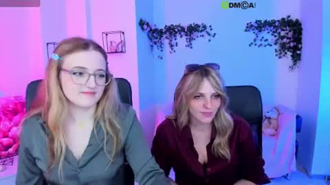 Snapshot of pure_radiance chatting on 25, 6, 2026 Ask me3 online show from 25, 6, 2026