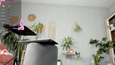 Emily online show from 16, 3, 2026