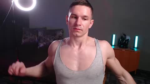 Snapshot of puremenshape chatting on 29, 4, 2026 puremenshape online show from 29, 4, 2026