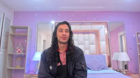 Snapshot of puretemptation_ chatting on 5, 5, 2026 Experienced guys online show from 5, 5, 2026
