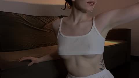 Snapshot of purity_ring chatting on 10, 2, 2025 Marie online show from 10, 2, 2025