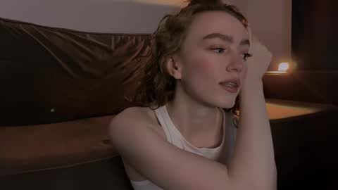 Snapshot of purity_ring chatting on 12, 2, 2025 Marie online show from 12, 2, 2025