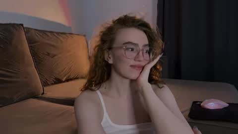 Snapshot of purity_ring chatting on 2, 3, 2025 Marie online show from 2, 3, 2025