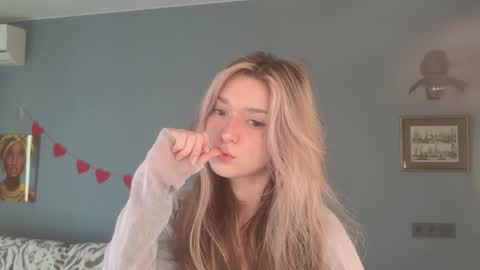 Bella online show from 31, 3, 2026