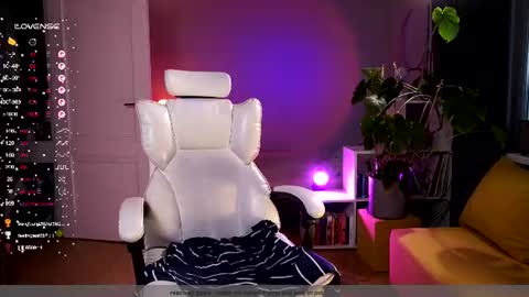 Sasha  wait you here 6 of November. will celebrate my B- day online show from 7, 8, 2026