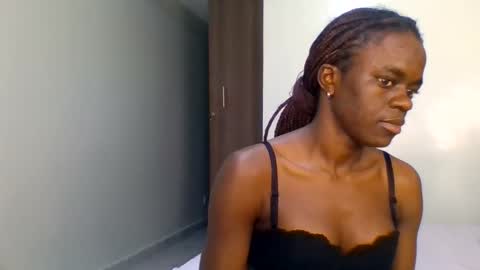 purple_honey1 online show from 6, 5, 2026