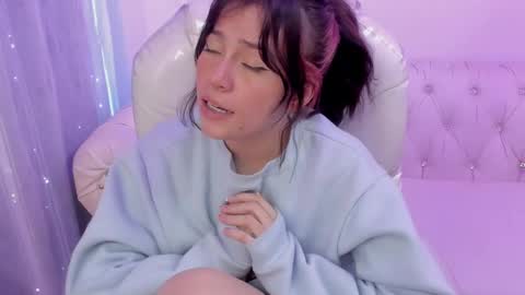 Snapshot of purple_slut_ chatting on 10, 2, 2025 Anna online show from 10, 2, 2025