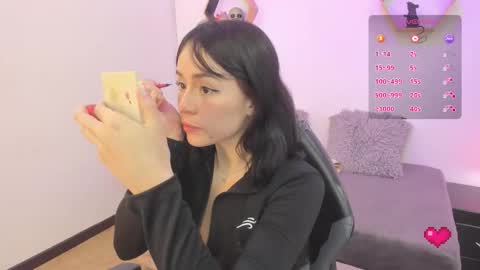 Snapshot of purple_slut_ chatting on 23, 10, 2025 Anna online show from 23, 10, 2025