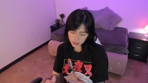 Snapshot of purple_slut_ chatting on 27, 10, 2025 Anna online show from 27, 10, 2025