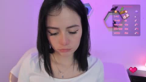 Snapshot of purple_slut_ chatting on 4, 11, 2025 Anna online show from 4, 11, 2025