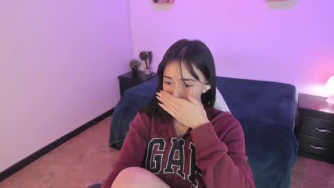 Snapshot of purple_slut_ chatting on 30, 11, 2025 Anna online show from 30, 11, 2025