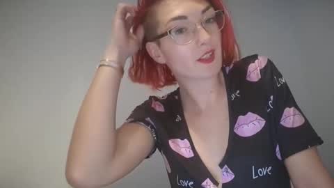 Snapshot of purplerainn69 chatting on 22, 1, 2025 PurpleRainn69 Dina online show from 22, 1, 2025