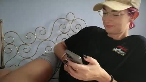 Snapshot of purplerainn69 chatting on 21, 9, 2025 PurpleRainn69 Dina online show from 21, 9, 2025