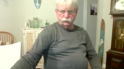 Snapshot of purpleshroom chatting on 29, 1, 2025 purpleshroom online show from 29, 1, 2025