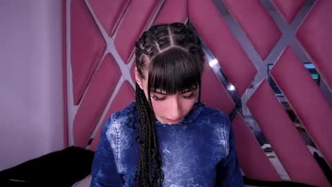 Snapshot of purplesnake_ chatting on 3, 4, 2026 Alynn online show from 3, 4, 2026