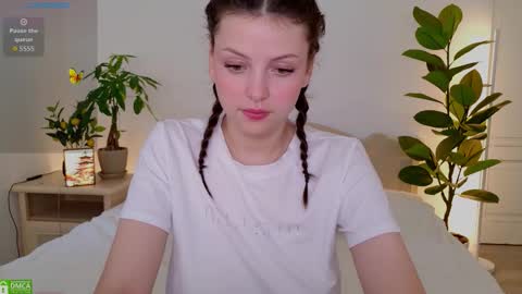 Snapshot of pusichka_ chatting on 27, 9, 2025 Diana    Onlyfans  online show from 27, 9, 2025