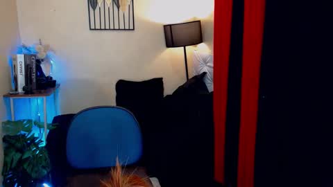 Snapshot of pussydoll07 chatting on 20, 2, 2025 pussydoll07 online show from 20, 2, 2025