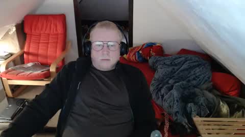 Snapshot of pussylovercb chatting on 29, 10, 2025 pussylovercb online show from 29, 10, 2025