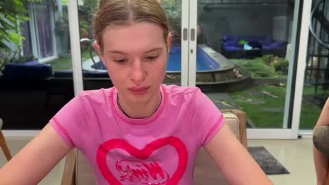 Lina online show from 22, 2, 2026