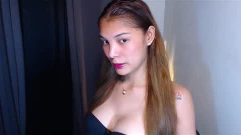 Snapshot of pussywetandwild chatting on 15, 9, 2025 LHARA online show from 15, 9, 2025