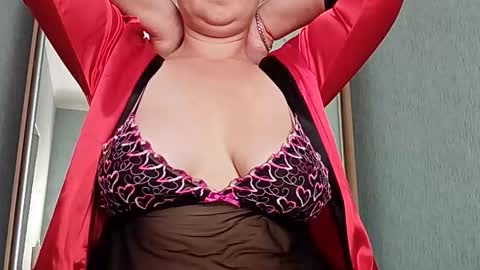 Snapshot of pussyxkitty chatting on 20, 9, 2025 Alice online show from 20, 9, 2025