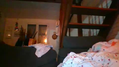 Snapshot of python974 chatting on 26, 10, 2025 Python online show from 26, 10, 2025