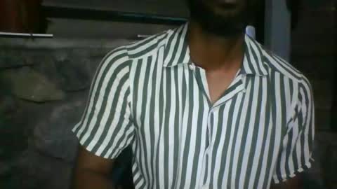 Snapshot of python974 chatting on 4, 12, 2025 Python online show from 4, 12, 2025