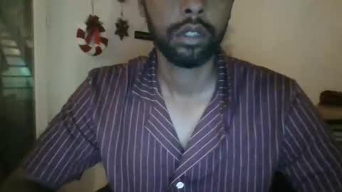 Snapshot of python974 chatting on 13, 12, 2025 Python online show from 13, 12, 2025