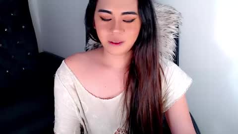 qt_luna18 online show from 18, 12, 2024
