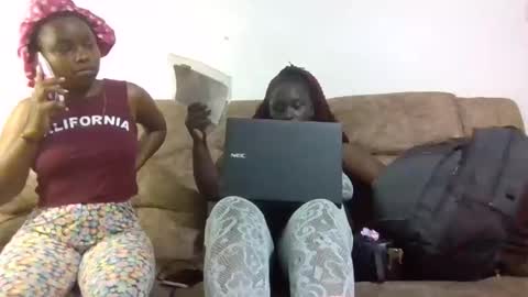 queen014 online show from 11, 1, 2026