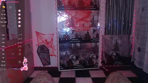 Snapshot of queen__abby chatting on 21, 10, 2025 Queen Abby online show from 21, 10, 2025