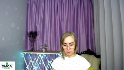 Snapshot of queen_a_n_i chatting on 23, 4, 2026 A N I Ill be here on December 1st online show from 23, 4, 2026