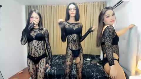 Snapshot of queen_arnie4utsxxx chatting on 3, 12, 2025 Arnie online show from 3, 12, 2025