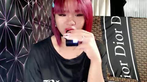 Snapshot of queen_elicktra chatting on 17, 12, 2025 JOY online show from 17, 12, 2025