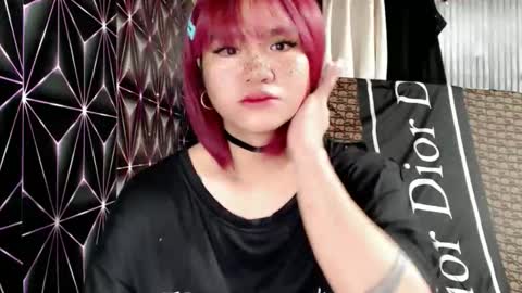 Snapshot of queen_elicktra chatting on 5, 2, 2026 JOY online show from 5, 2, 2026