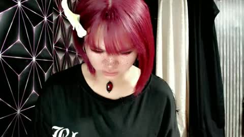 Snapshot of queen_elicktra chatting on 26, 6, 2026 JOY online show from 26, 6, 2026