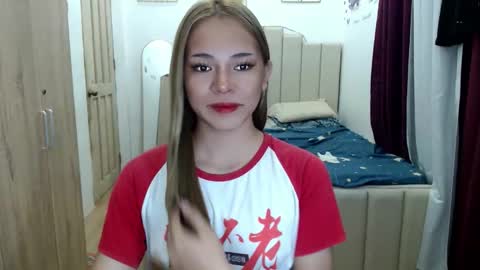 Snapshot of queen_heart0 chatting on 8, 5, 2026 shawny online show from 8, 5, 2026